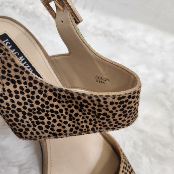 Isaac Mizrahi Alison Cheetah block heel - Picture 7 of 9